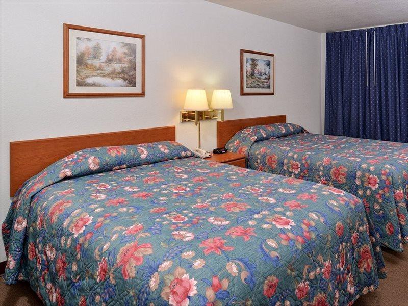 Americas Best Value Inn Smackover Exterior photo